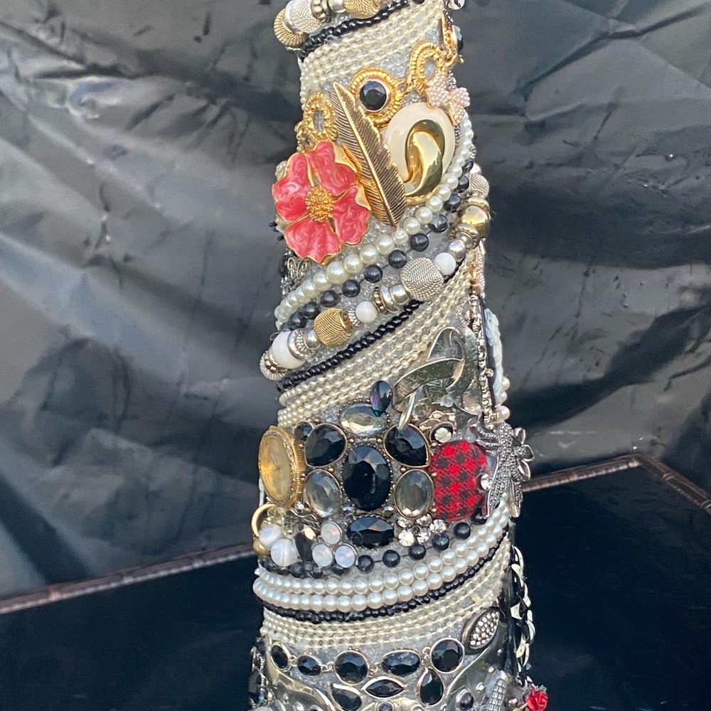 Beautiful handmade vintage jewelry tree. - Picture 4 of 5